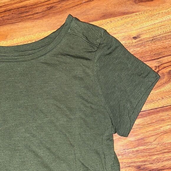 4 For $50 🎃 Sonoma Polkadot Sheer Back Tee Green Size Medium - Picture 2 of 5